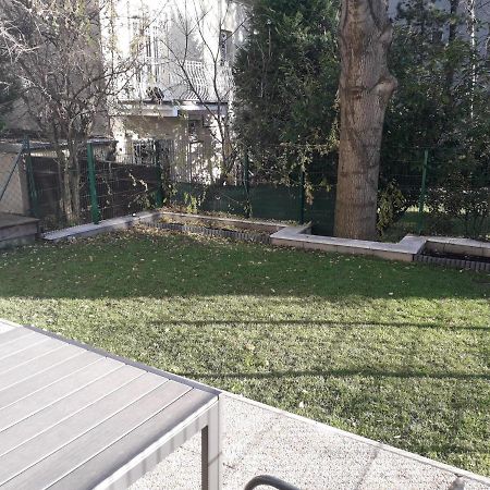 Апартаменты Cosy Flat In The Quiet Area With Own Garden, Free Parking And Direct Public Transport Link To The Centre Вена Экстерьер фото