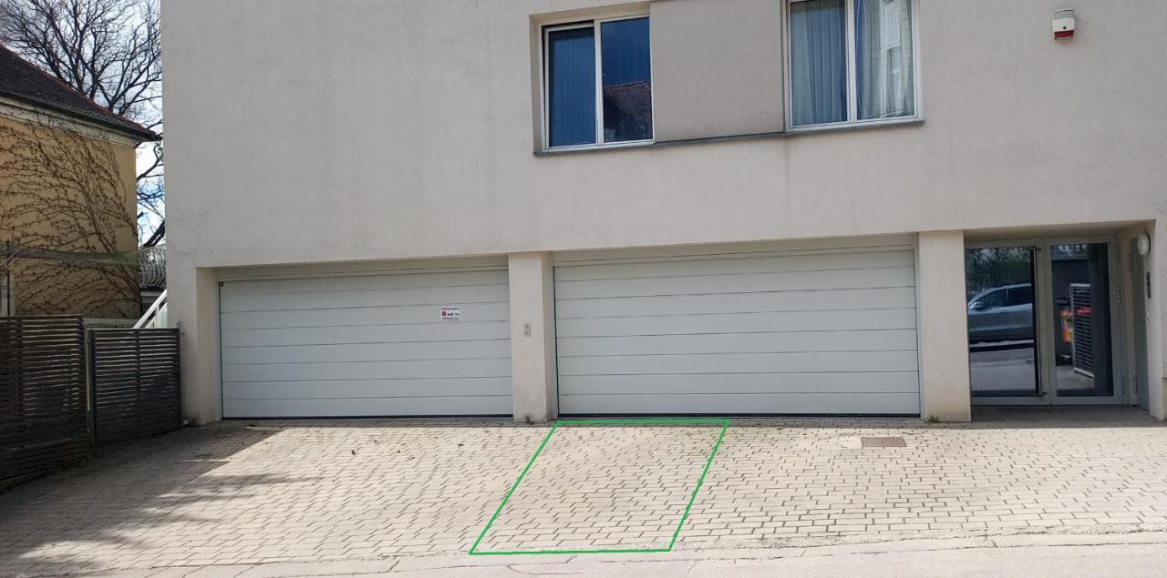 Апартаменты Cosy Flat In The Quiet Area With Own Garden, Free Parking And Direct Public Transport Link To The Centre Вена Экстерьер фото
